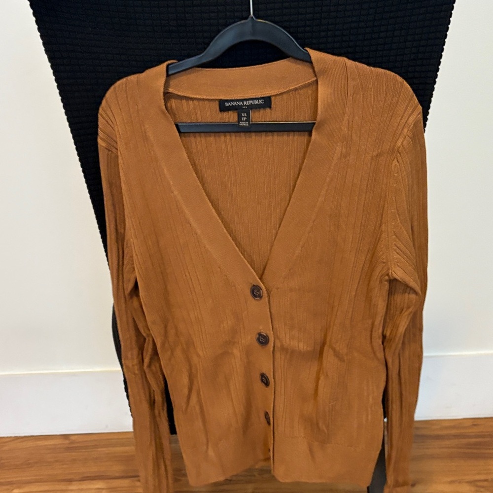 Banana Republic Tan Knit Cardigan